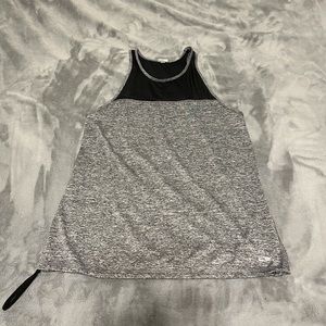 Gray and black Champion tank